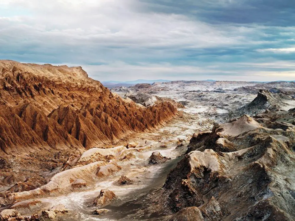 Moon valley. Валье-де-ла-Луна Чили. Лунная Долина (Валье-де-ла-Луна). Лунная Долина Атакама. Пустыня Атакама Лунная Долина.