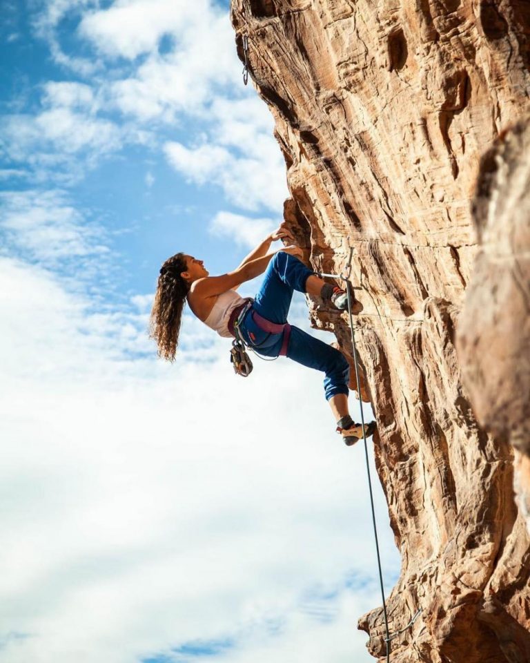 Rock Climbing done by Beautiful and Strong Women - earthTripper