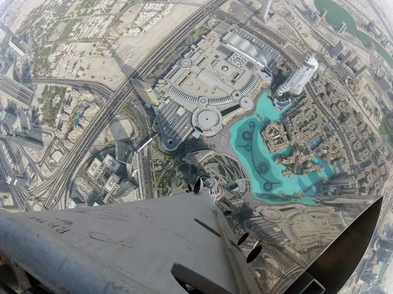 view from the top of the world's tallest building