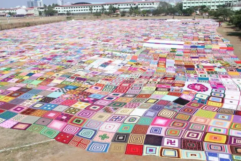 The Worlds Largest Crocheted Blanket